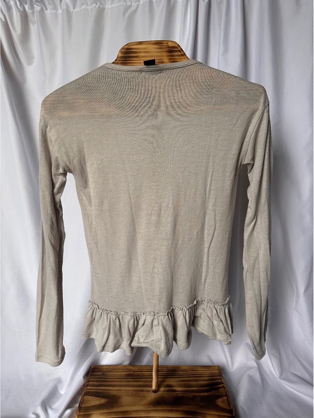 Rue21 Women’s Ruffle Hem Long Sleeve Top